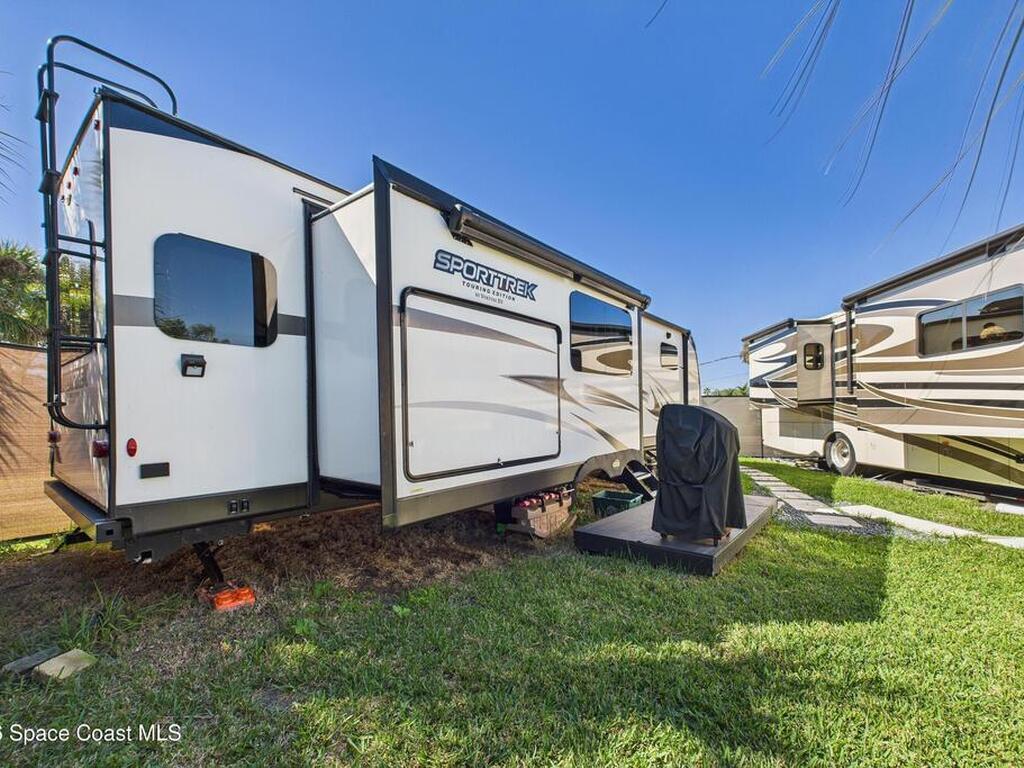 1755 S Harbor Drive, Merritt Island, FL 32952