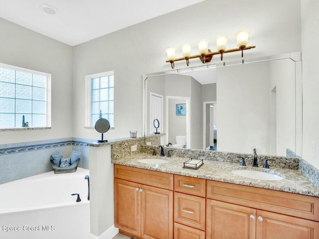 7445 36th Court, Vero Beach, FL 32967