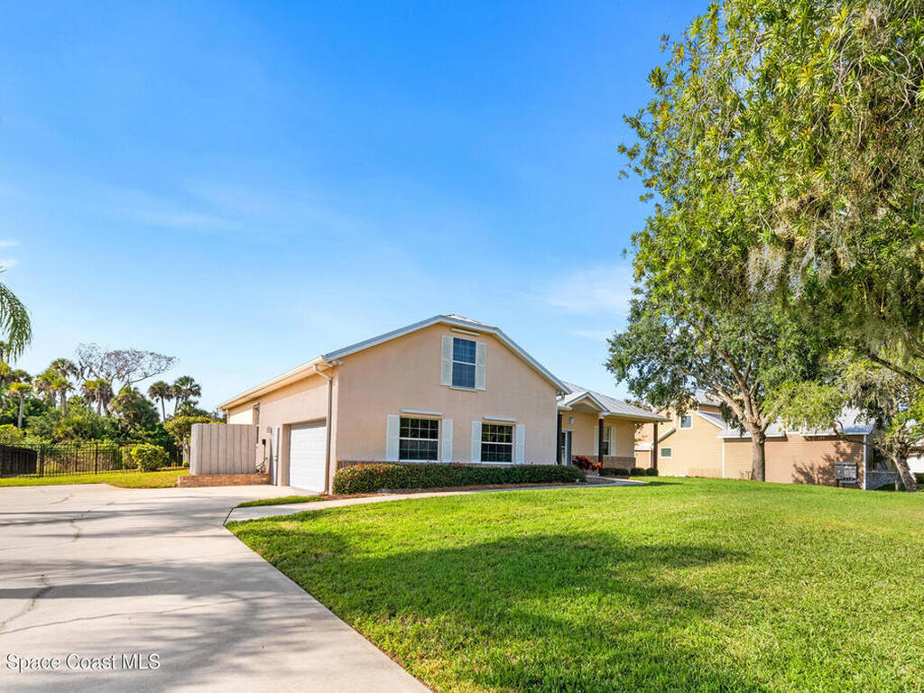 4460 Philodendron Court, Melbourne, FL 32934
