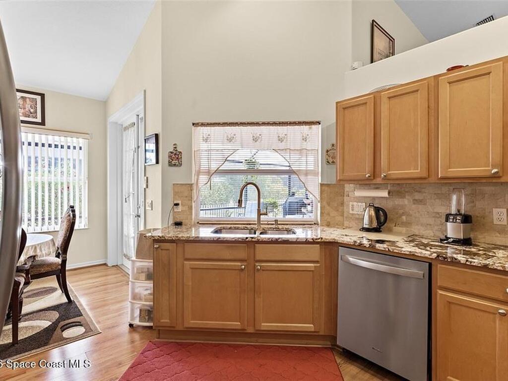 6445 36th Place, Vero Beach, FL 32966