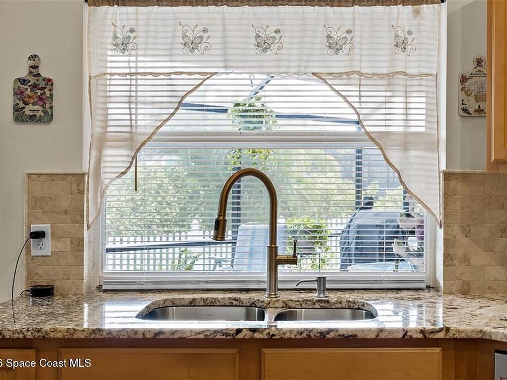 6445 36th Place, Vero Beach, FL 32966