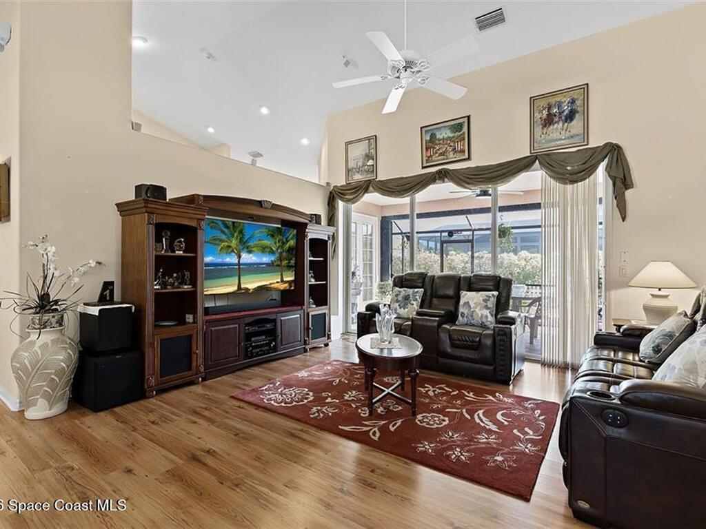 6445 36th Place, Vero Beach, FL 32966