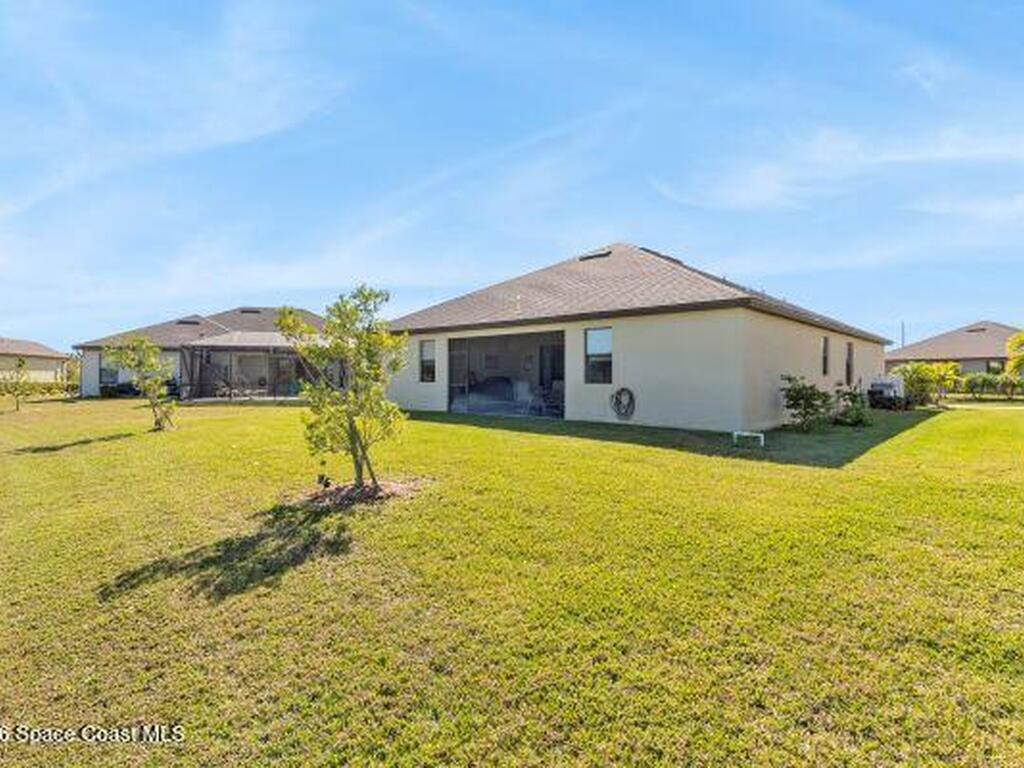 80 56th Court, Vero Beach, FL 32968
