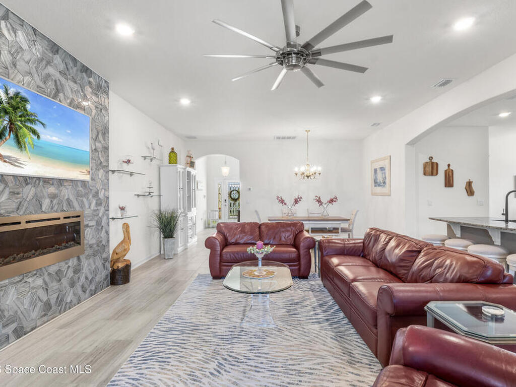 80 56th Court, Vero Beach, FL 32968