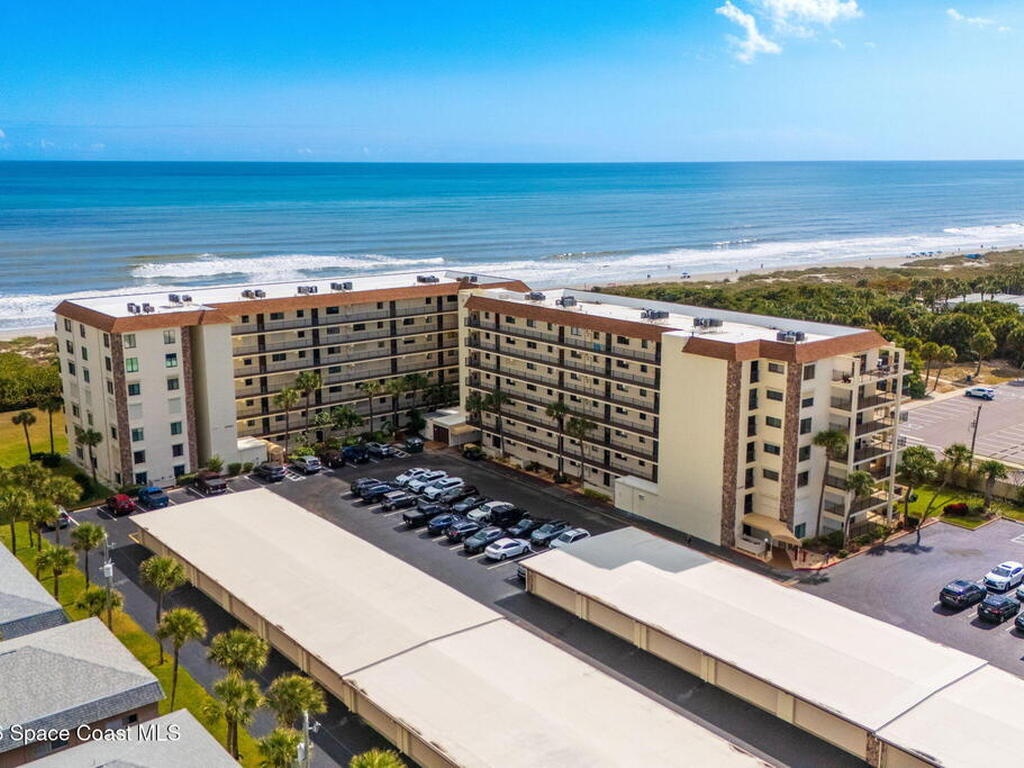 3060 N Atlantic Avenue, Cocoa Beach, FL 32931