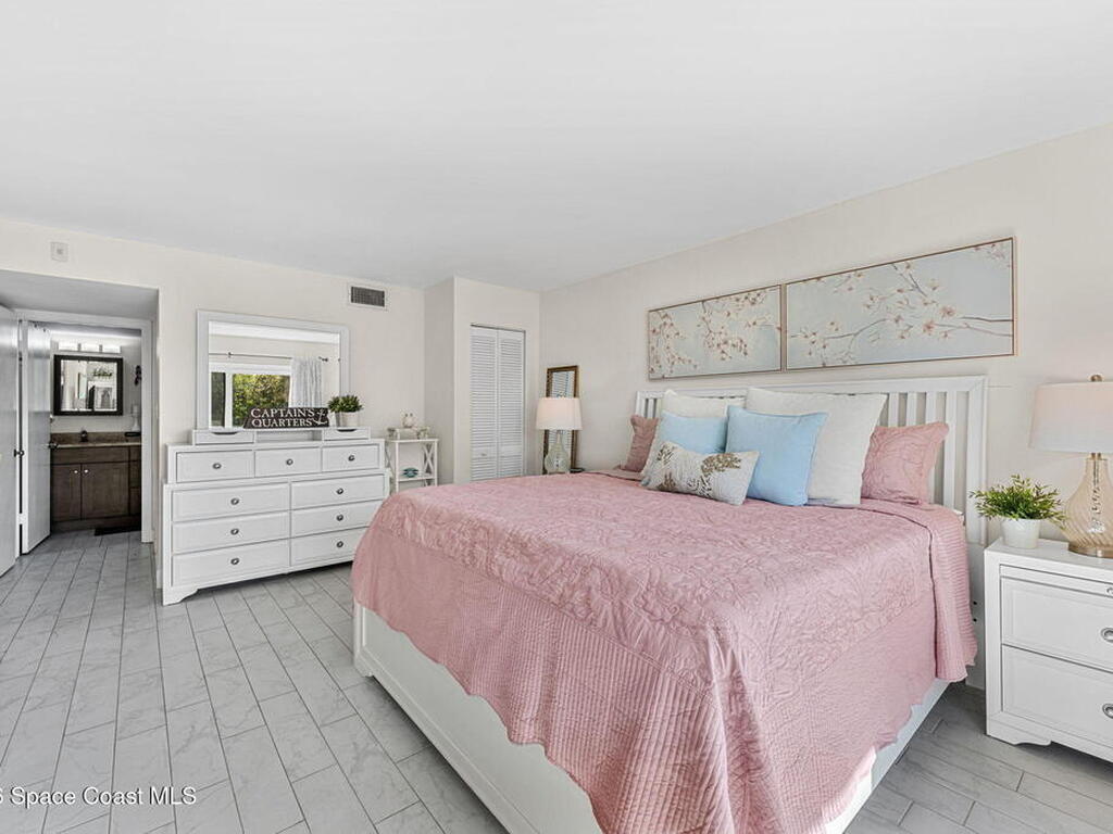 3060 N Atlantic Avenue, Cocoa Beach, FL 32931