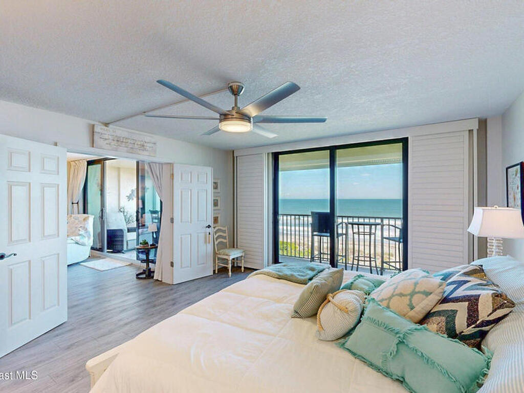 2815 S Atlantic Avenue, Cocoa Beach, FL 32931