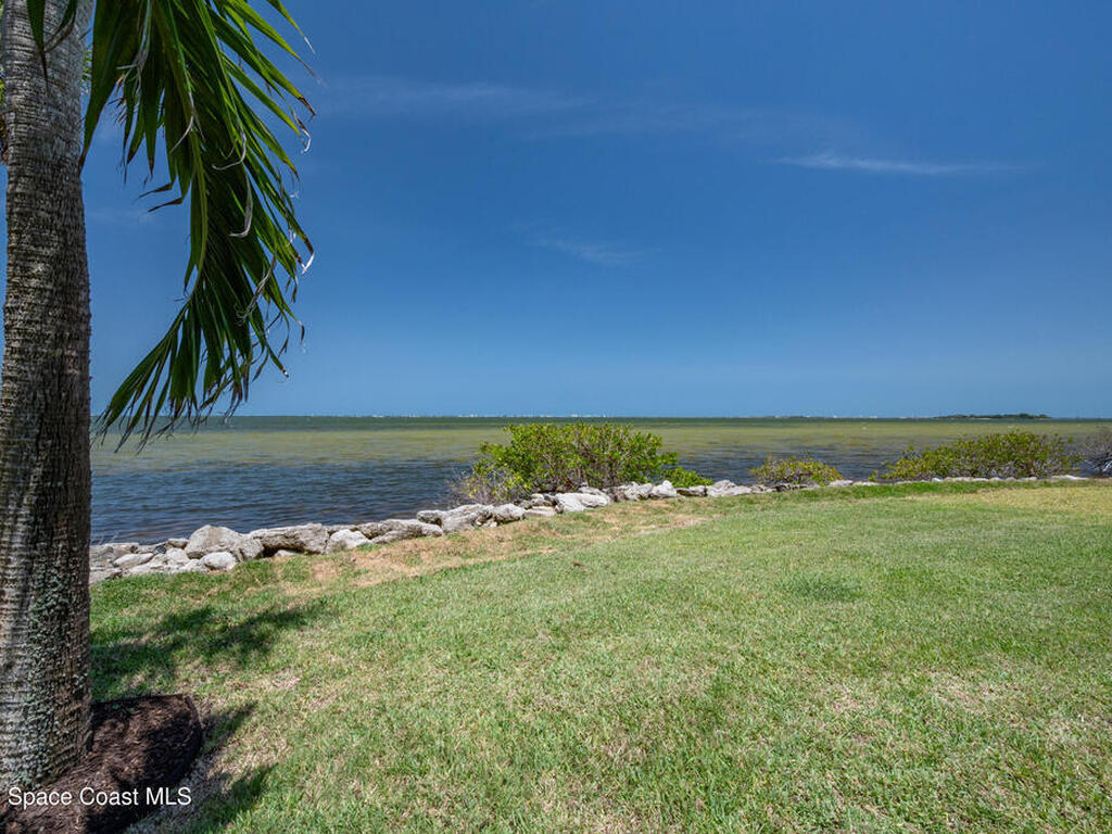 4070 S Tropical Trail, Merritt Island, FL 32952