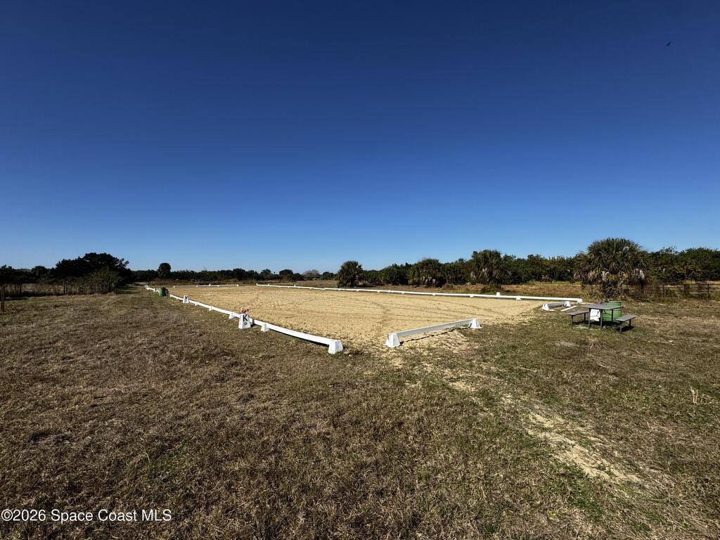 Grantline Road, Mims, FL 32754