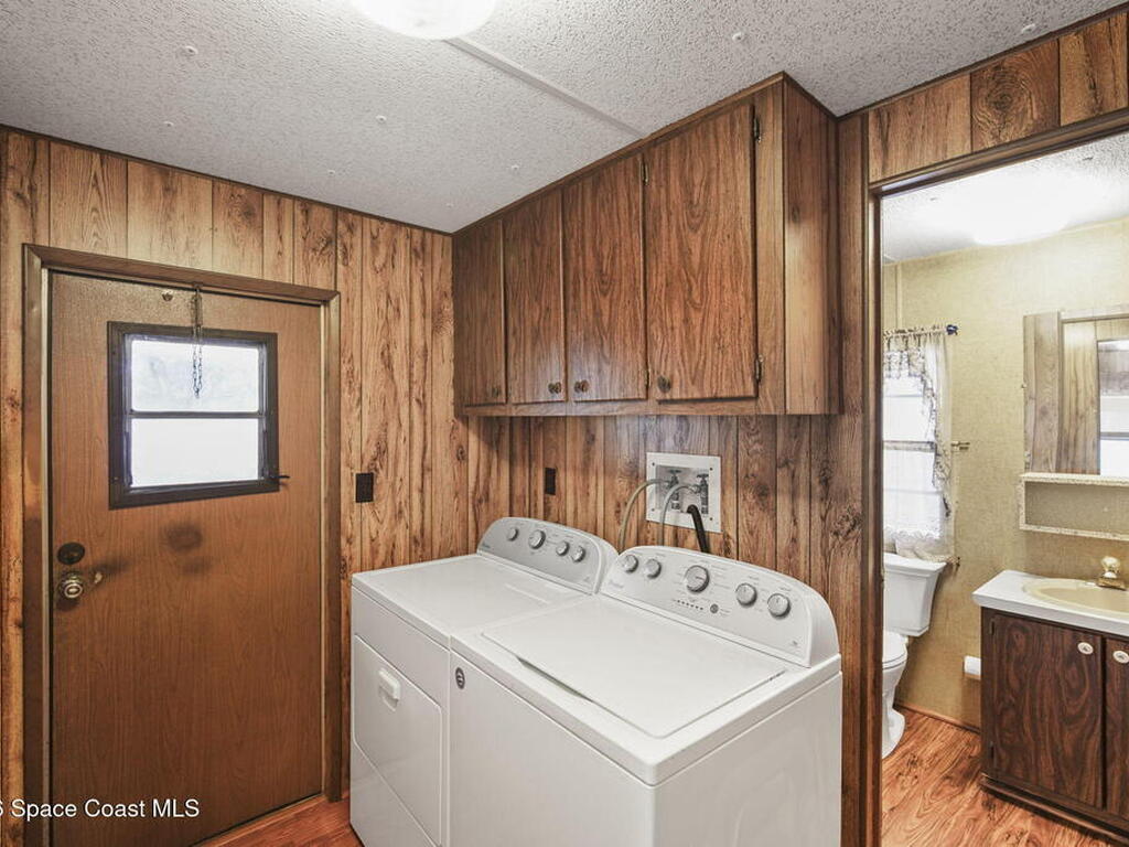 595 Canaveral Groves Boulevard, Cocoa, FL 32926