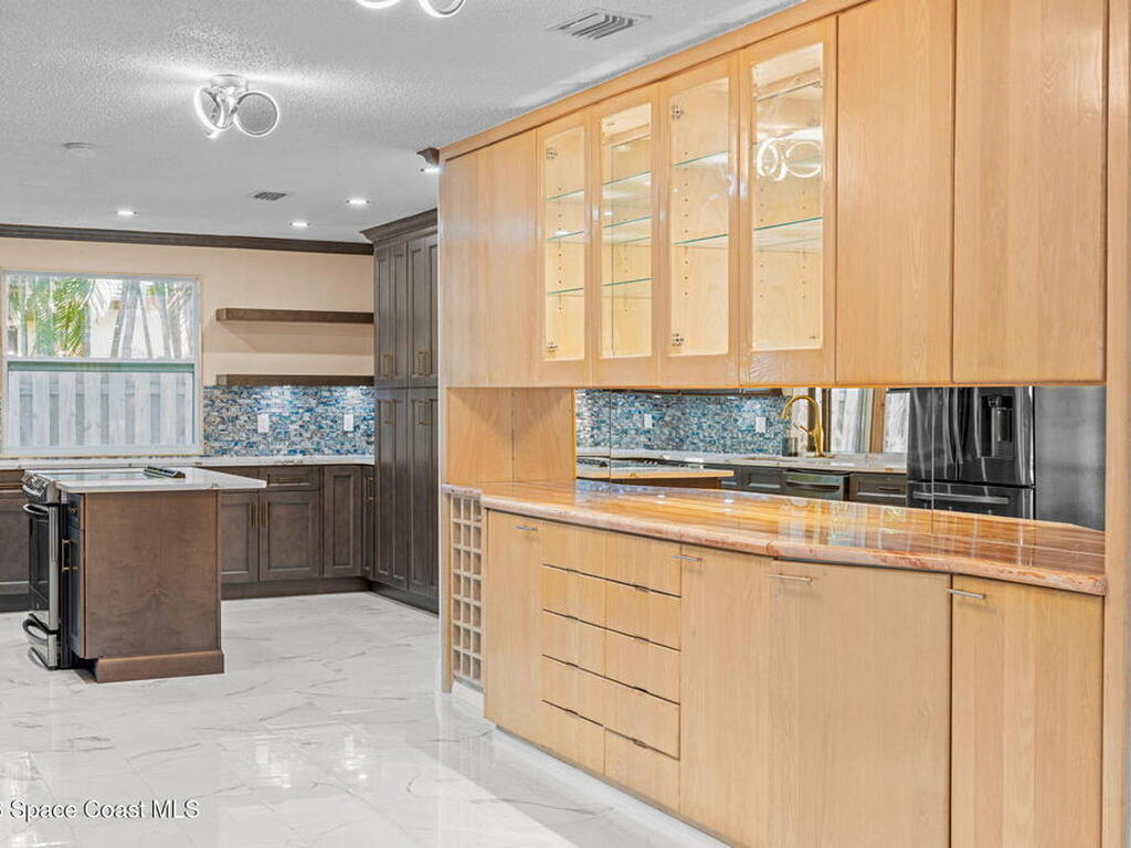 1105 Magnolia Drive, Indialantic, FL 32903