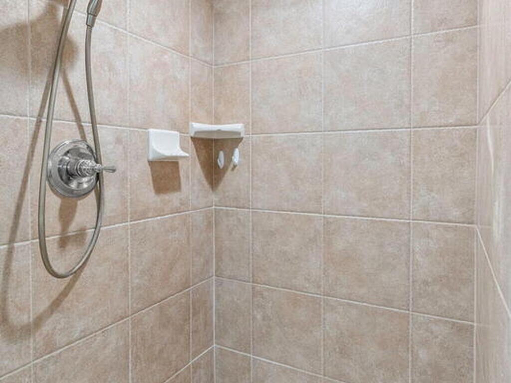 1095 Highway A1a, Satellite Beach, FL 32937