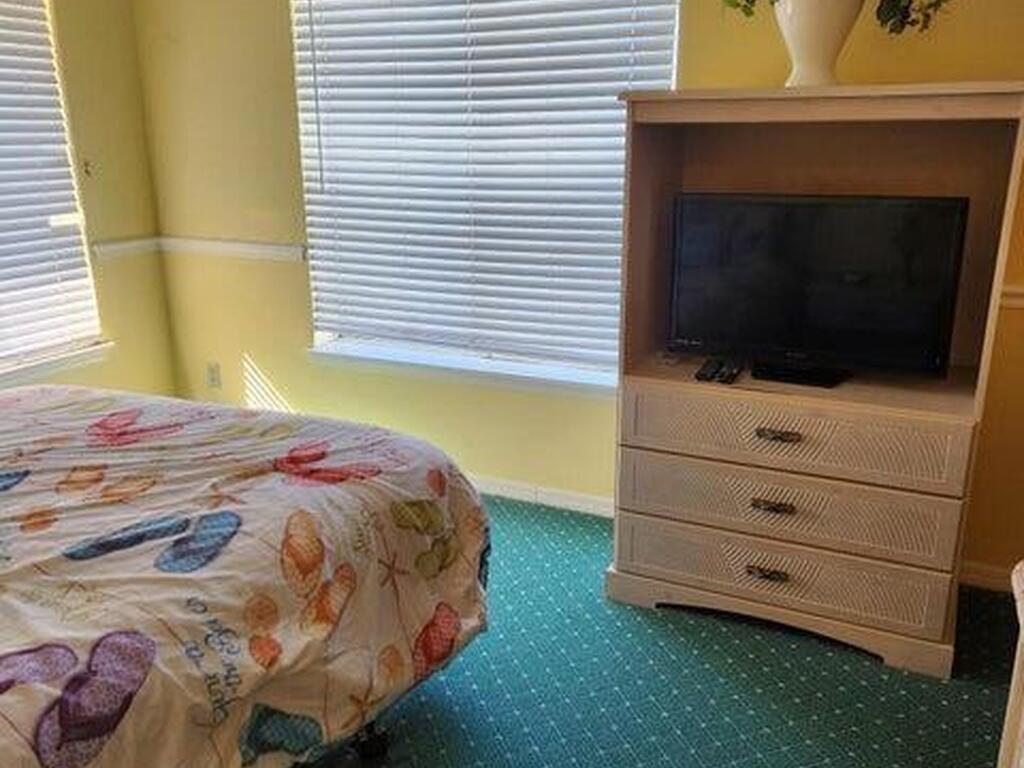 8600 Ridgewood Avenue, Cape Canaveral, FL 32920