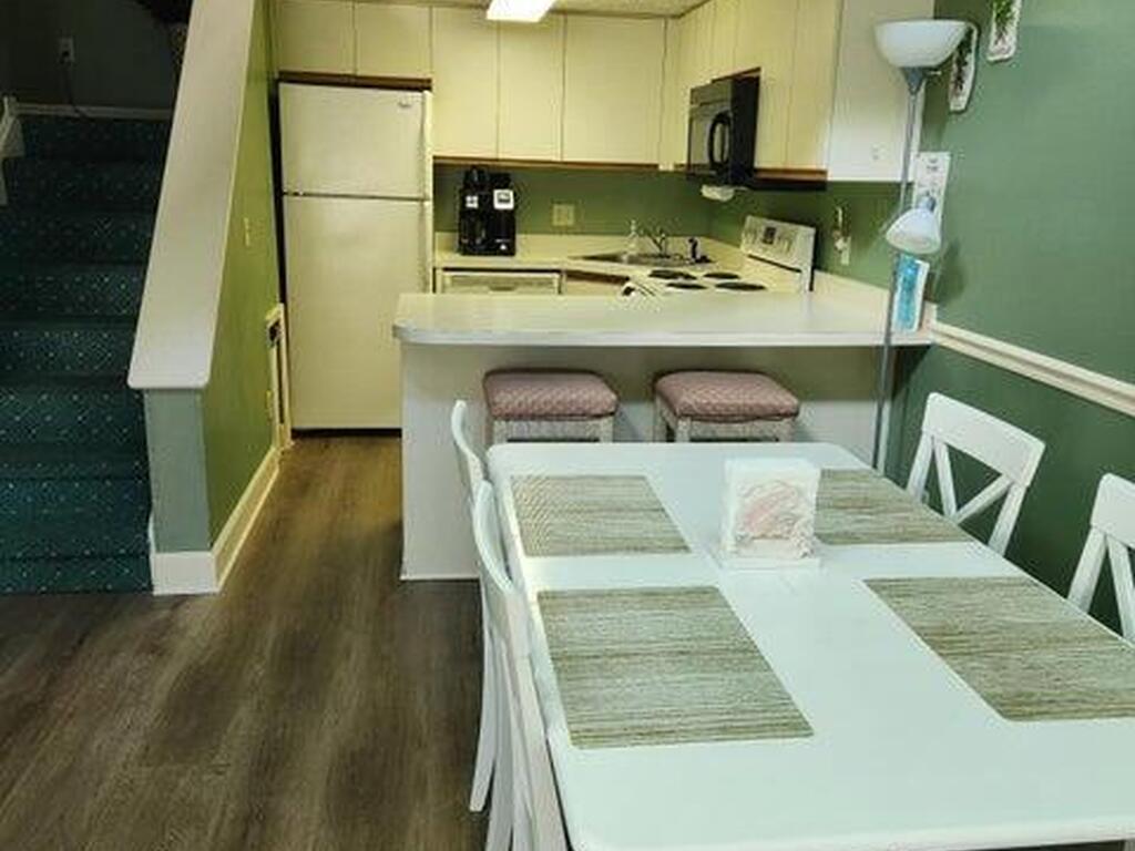 8600 Ridgewood Avenue, Cape Canaveral, FL 32920