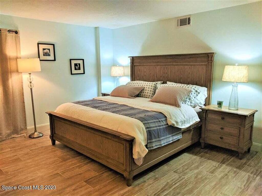 55 N 4th Street, Cocoa Beach, FL 32931