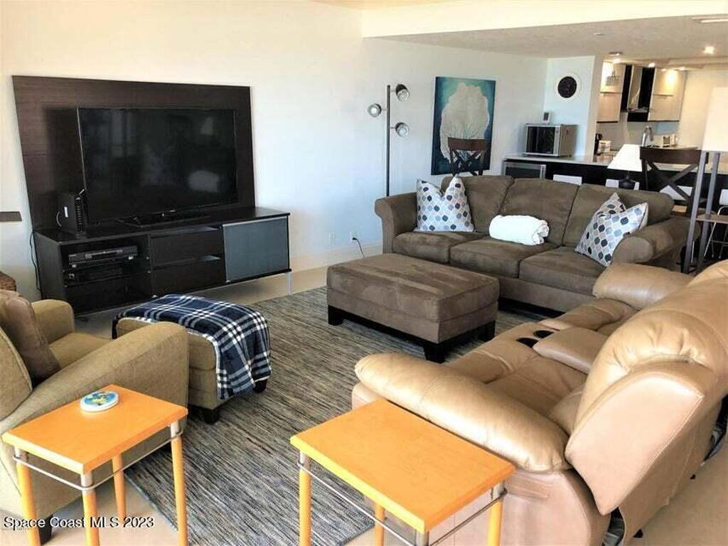 55 N 4th Street, Cocoa Beach, FL 32931