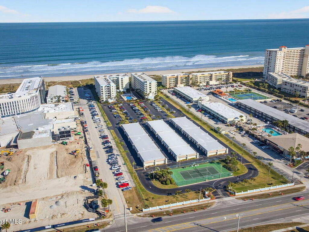 1050 N Atlantic Avenue, Cocoa Beach, FL 32931