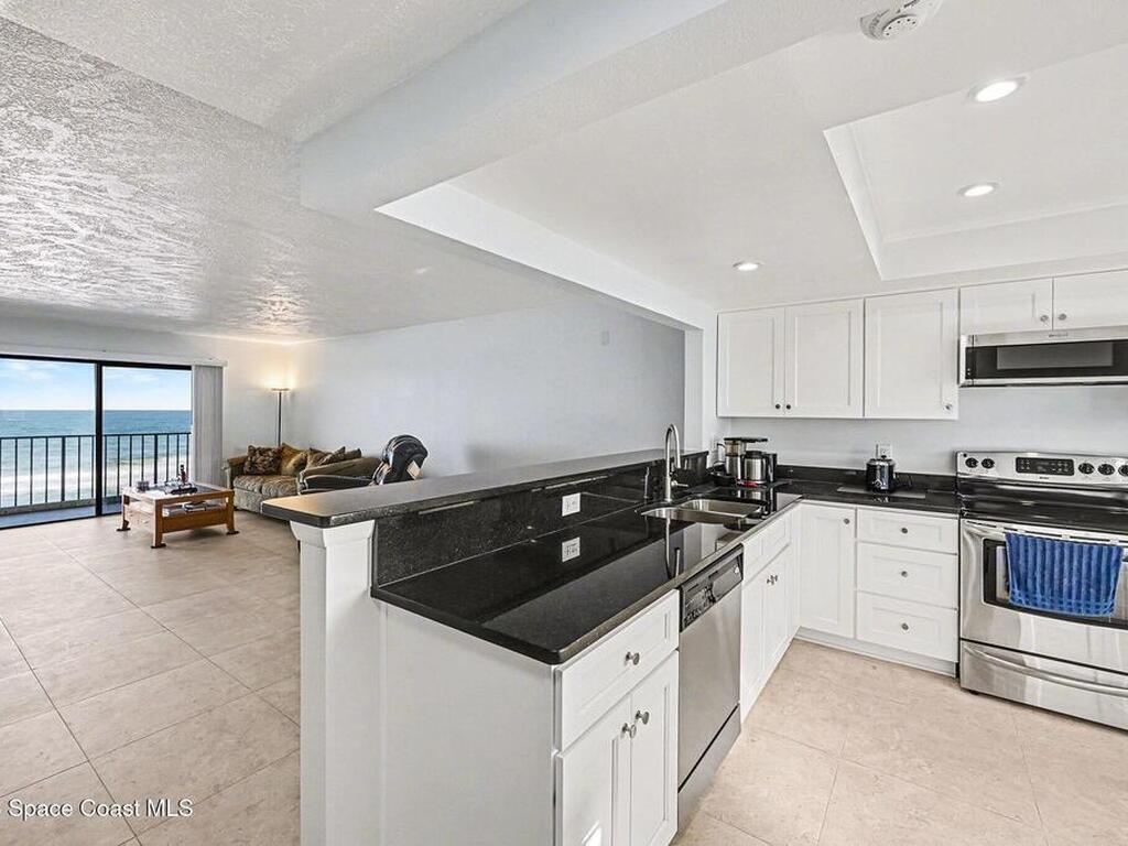 1455 Jimmy Buffett Memorial Highway, Satellite Beach, FL 32937