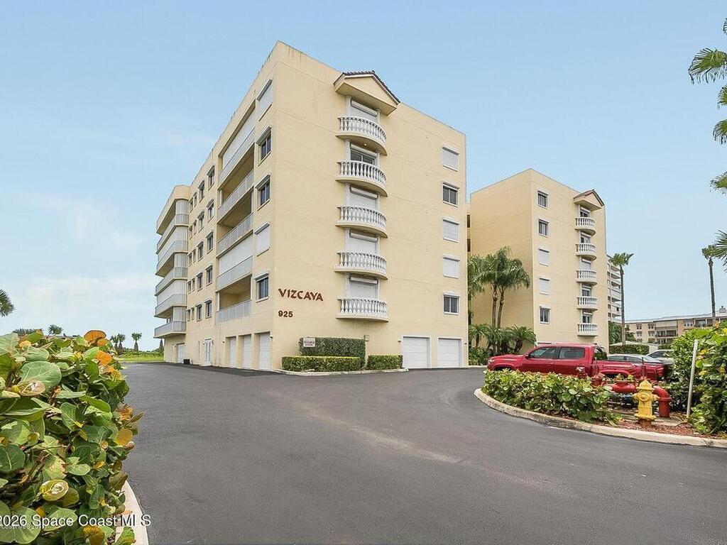 925 N Highway A1A, Indialantic, FL 32903
