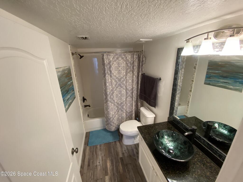 925 N Highway A1A, Indialantic, FL 32903