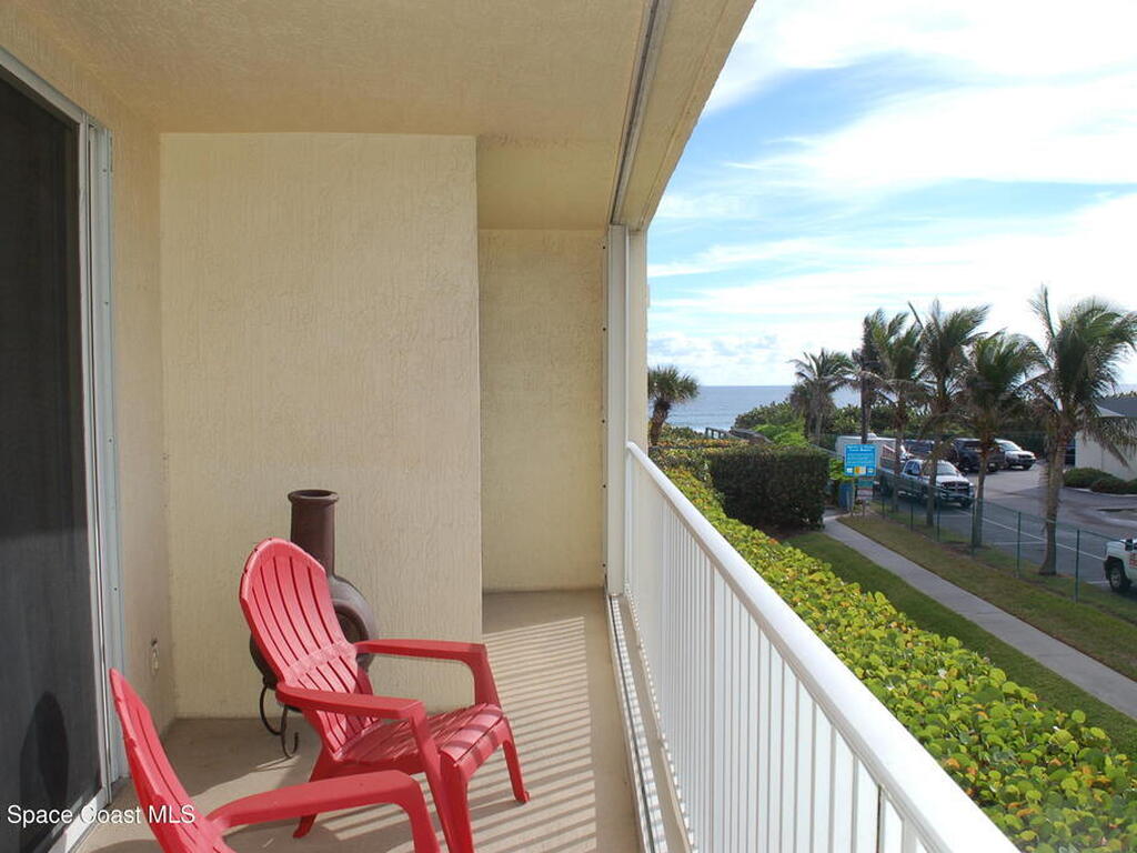 925 N Highway A1A, Indialantic, FL 32903