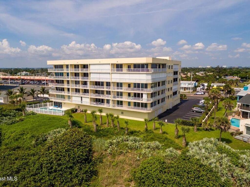 925 N Highway A1A, Indialantic, FL 32903