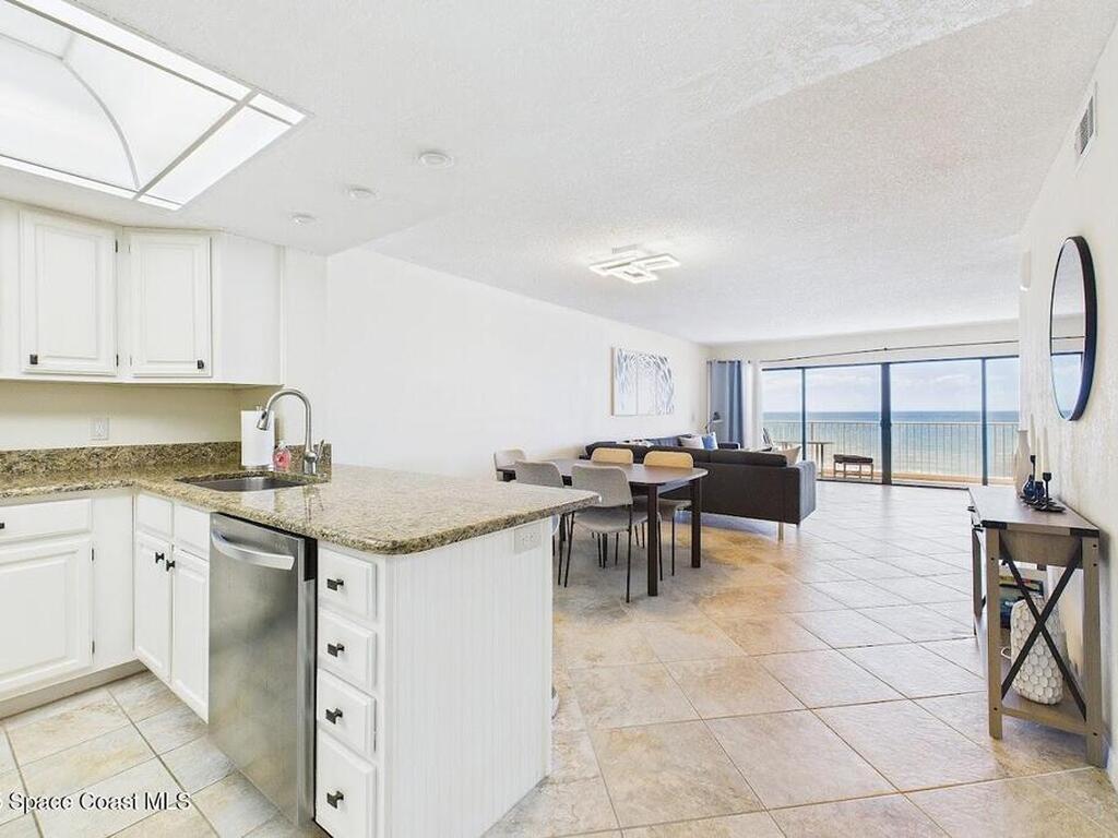 55 N 4th Street, Cocoa Beach, FL 32931