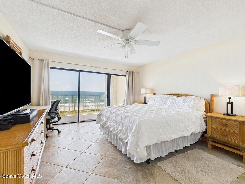 55 N 4th Street, Cocoa Beach, FL 32931