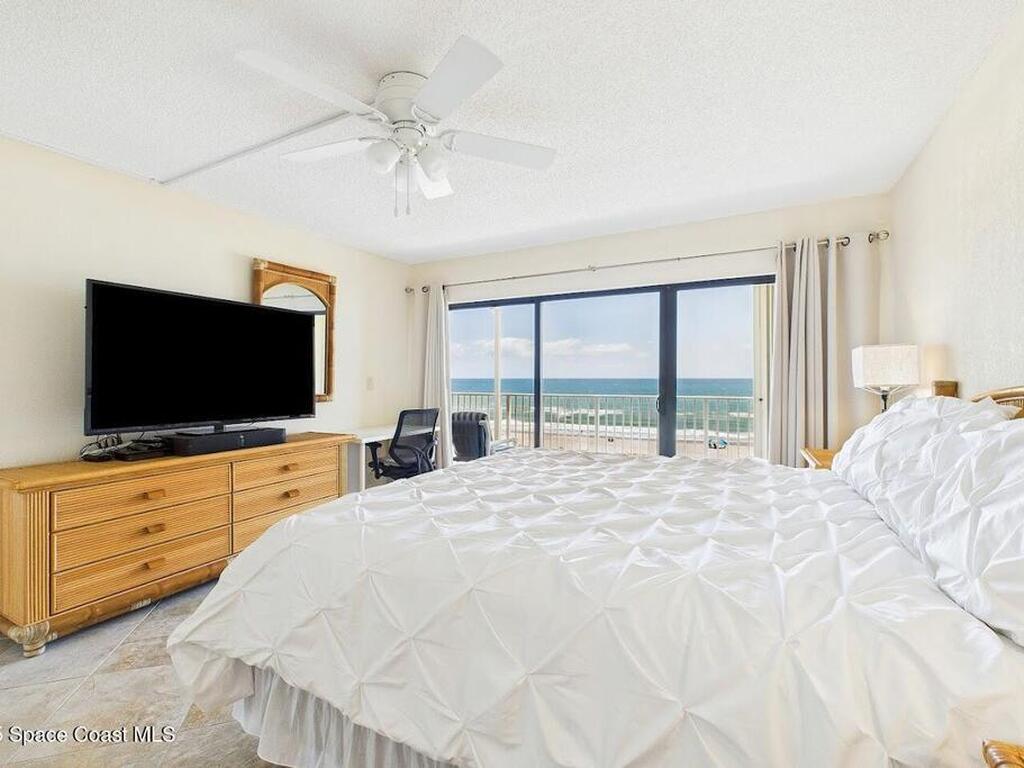 55 N 4th Street, Cocoa Beach, FL 32931