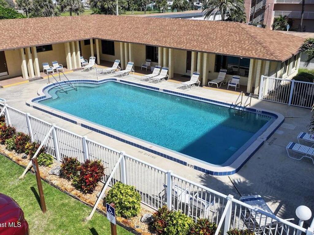 55 N 4th Street, Cocoa Beach, FL 32931