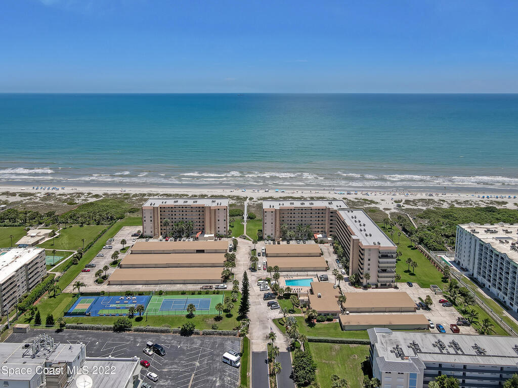 1860 N Atlantic Avenue, Cocoa Beach, FL 32931
