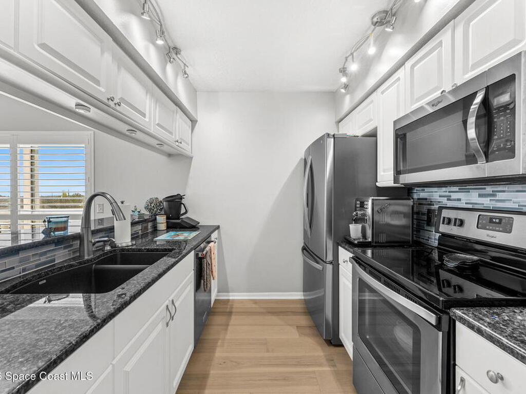 925 N Highway A1a, Indialantic, FL 32903