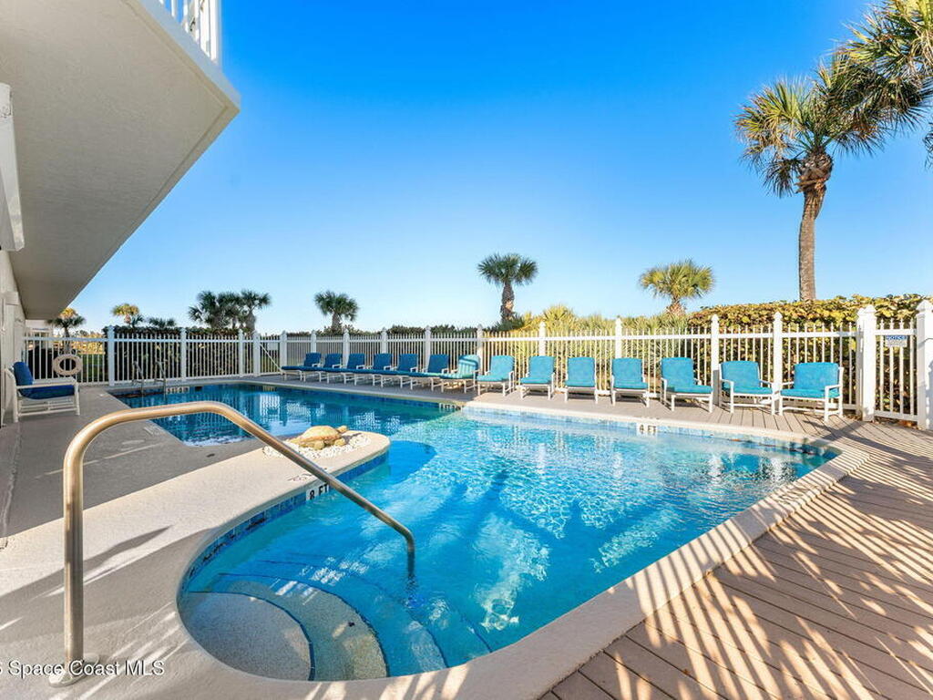 925 N Highway A1a, Indialantic, FL 32903