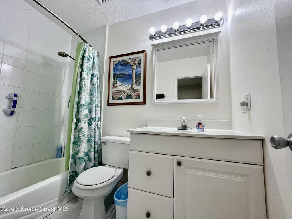 22 Tulip Avenue, Cocoa Beach, FL 32931