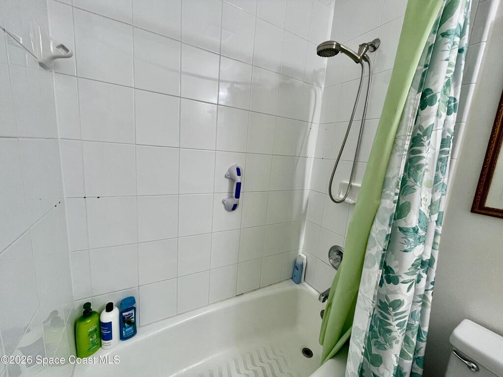 22 Tulip Avenue, Cocoa Beach, FL 32931