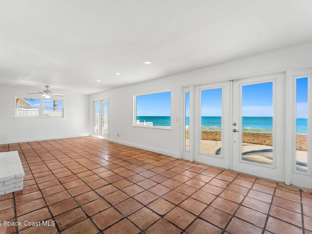 9556 Doubloon Drive, Vero Beach, FL 32963