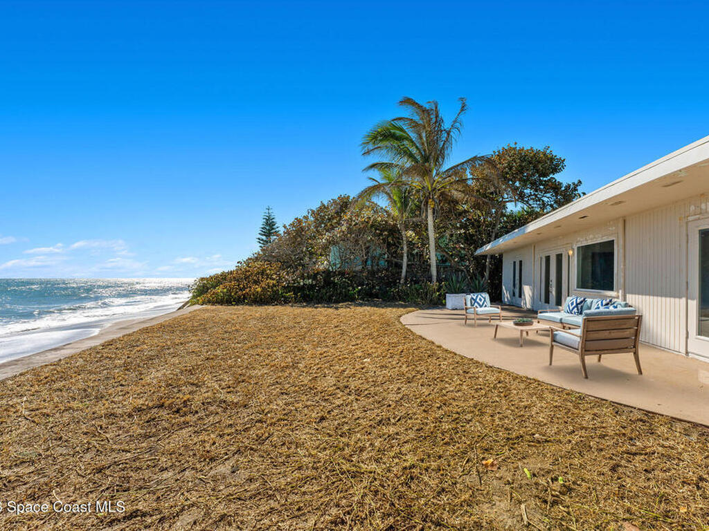 9556 Doubloon Drive, Vero Beach, FL 32963