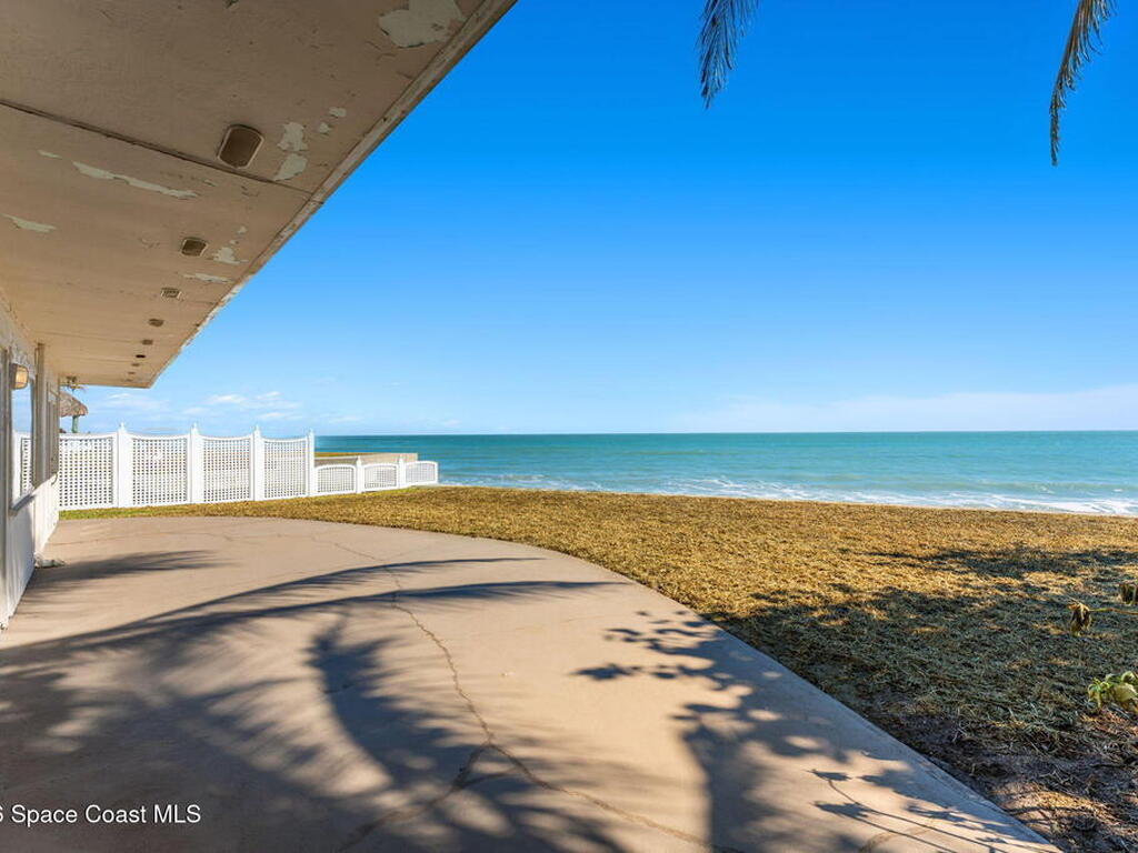 9556 Doubloon Drive, Vero Beach, FL 32963