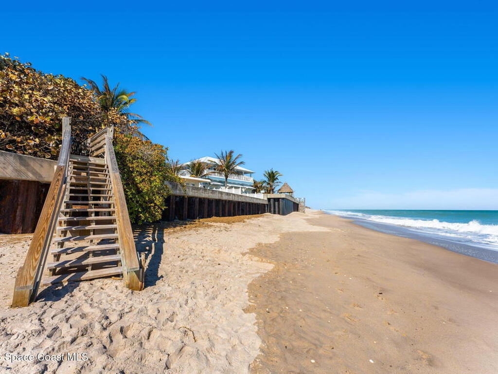 9556 Doubloon Drive, Vero Beach, FL 32963