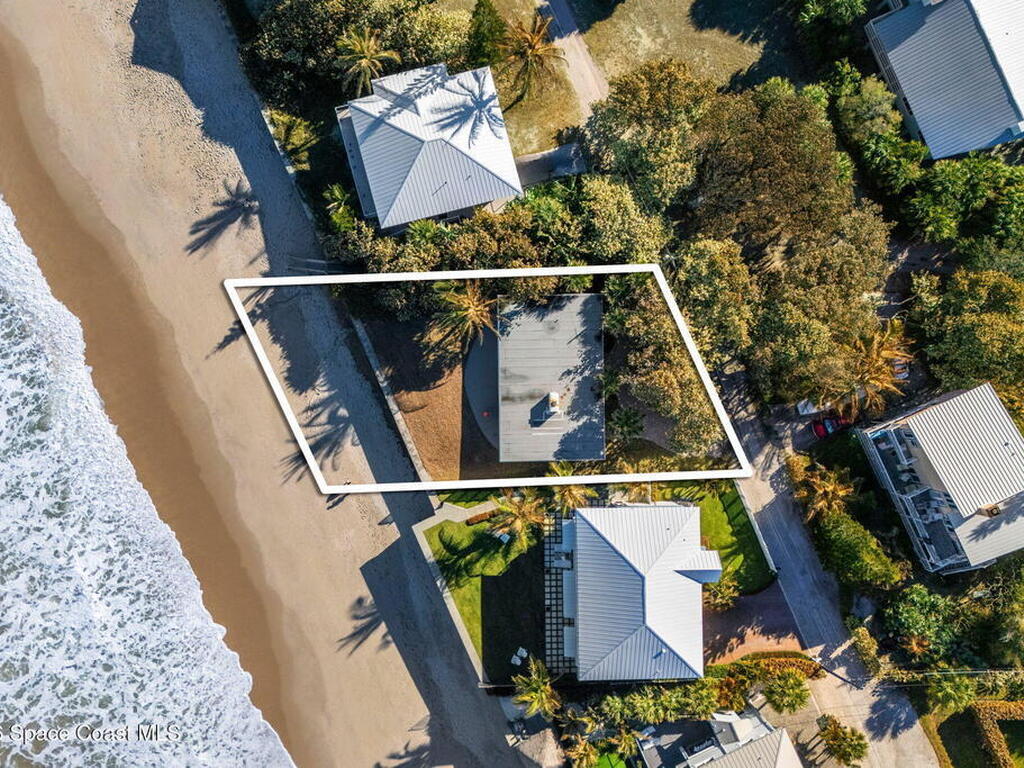 9556 Doubloon Drive, Vero Beach, FL 32963