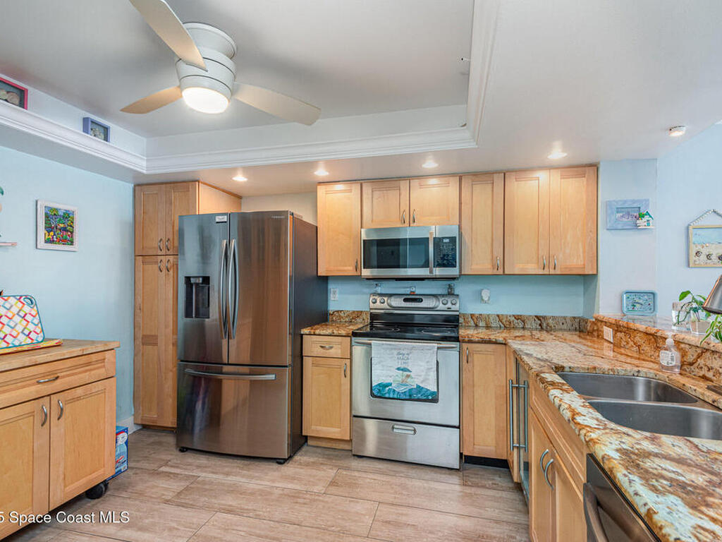 995 N Highway A1a, Indialantic, FL 32903