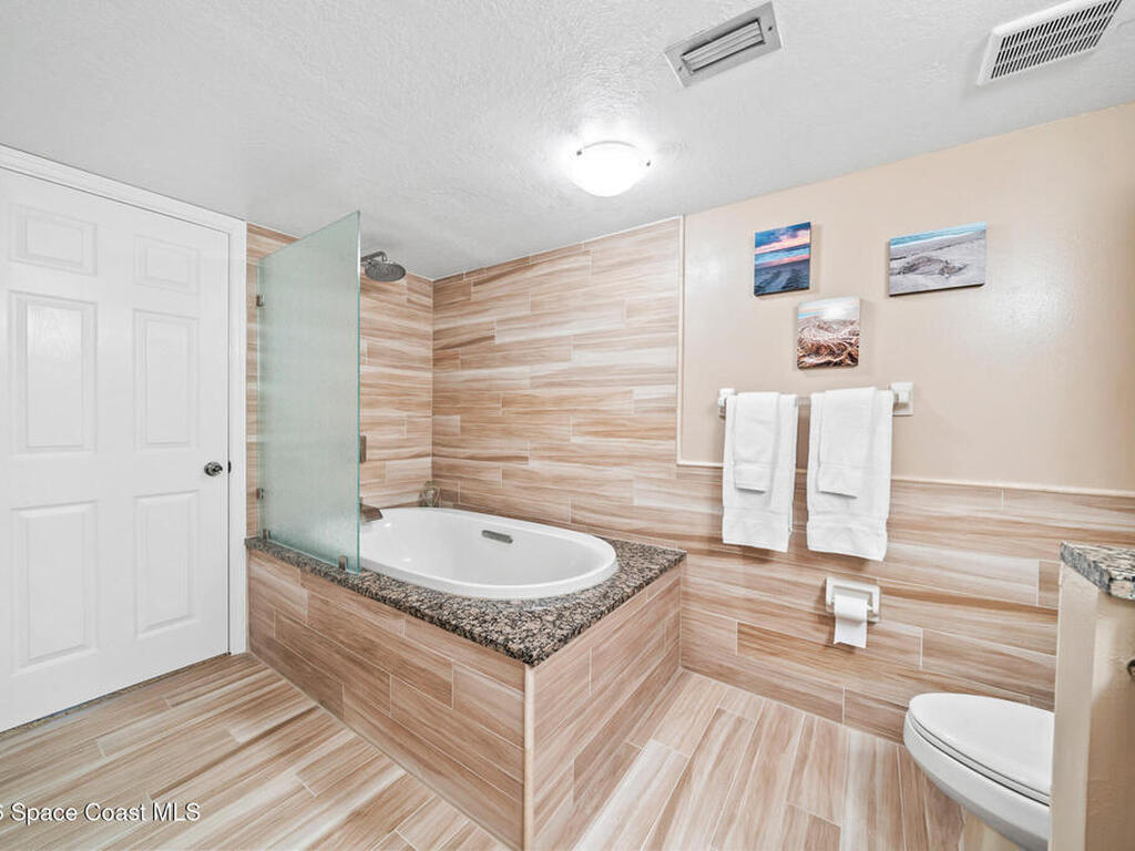 8496 S Ridgewood Avenue, Cape Canaveral, FL 32920