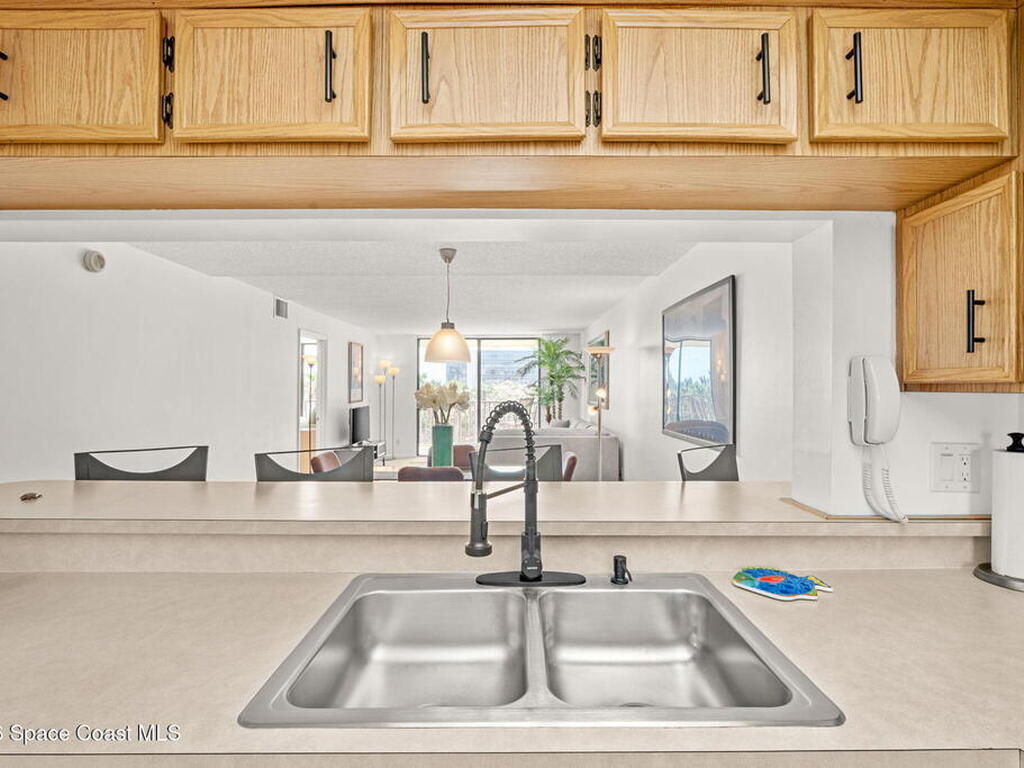 1830 N Atlantic Avenue, Cocoa Beach, FL 32931