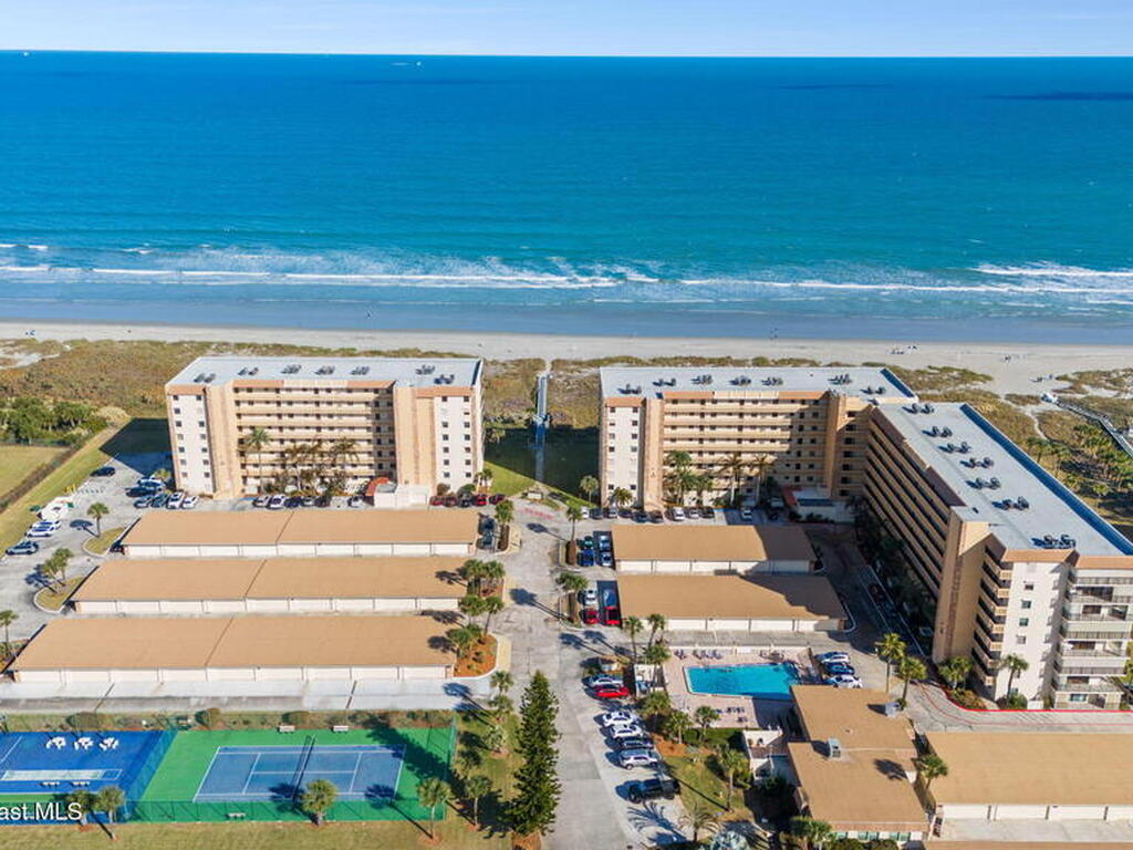 1830 N Atlantic Avenue, Cocoa Beach, FL 32931
