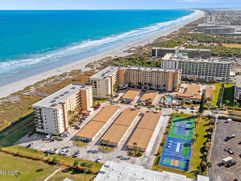 1830 N Atlantic Avenue, Cocoa Beach, FL 32931