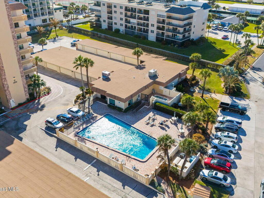 1830 N Atlantic Avenue, Cocoa Beach, FL 32931