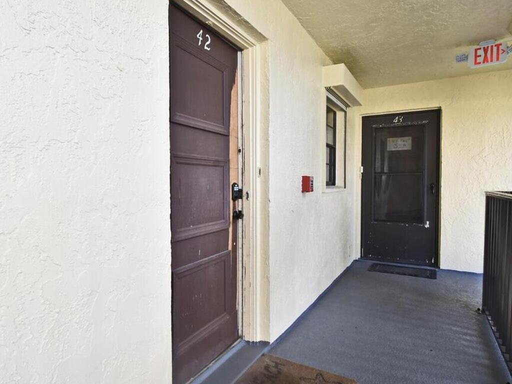 4570 Ocean Beach Boulevard, Cocoa Beach, FL 32931