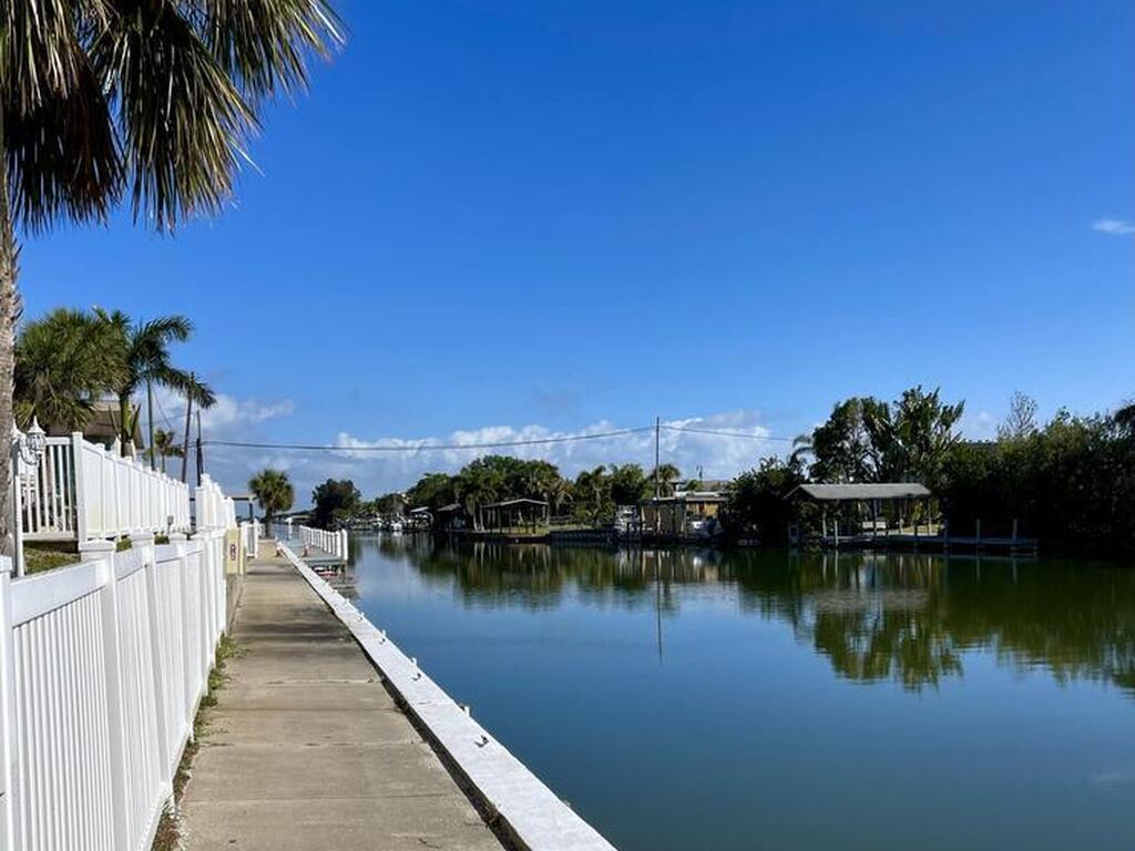 250 N Banana River Drive, Merritt Island, FL 32952