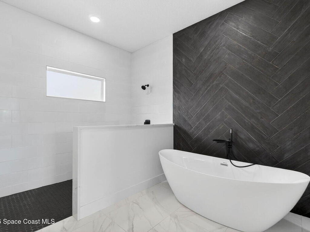 1486 Hayworth Circle, Palm Bay, FL 32907