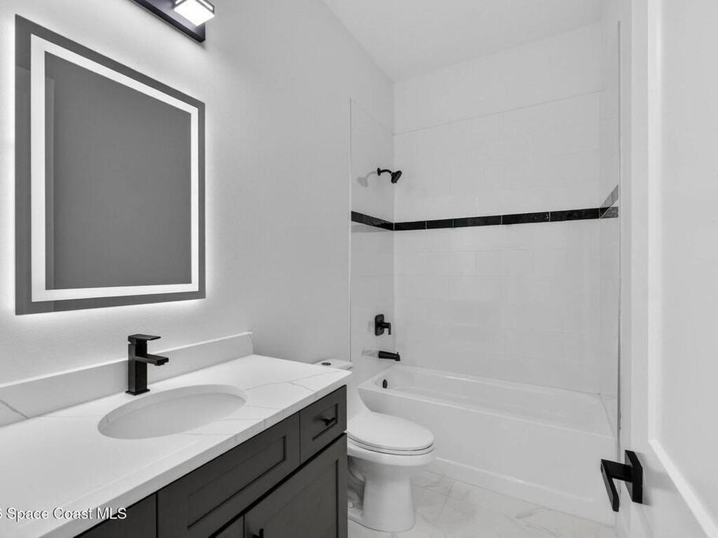 1486 Hayworth Circle, Palm Bay, FL 32907